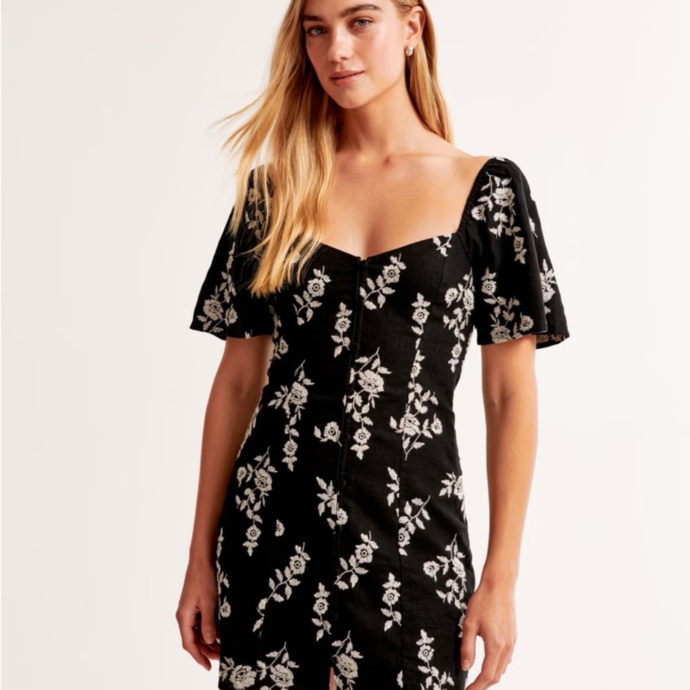 Abercrombie & Fitch Floral Linen Black and Cream Embroidered Mini Dress XSP